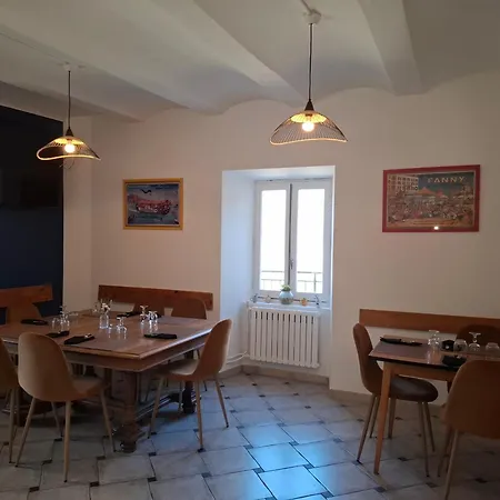 Hotel Chez Baratier 2*